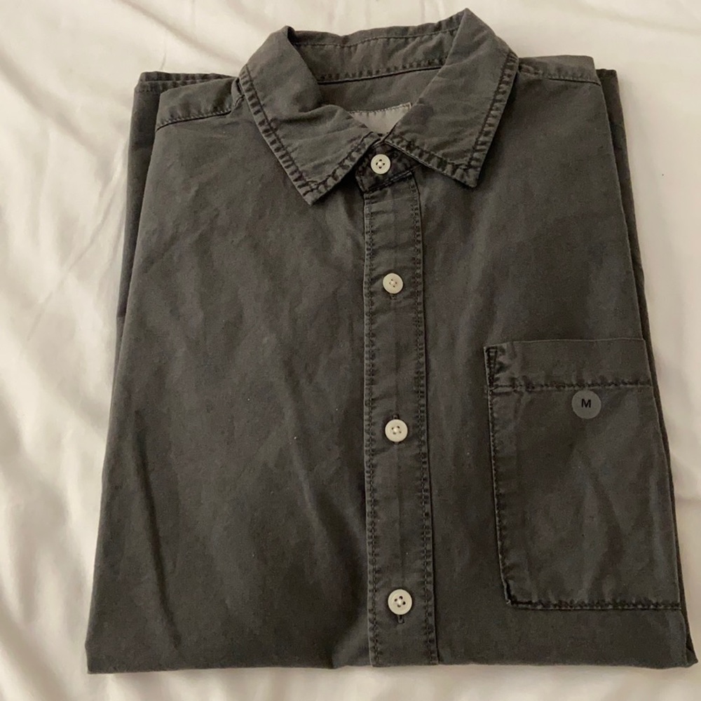 American Eagle Short Sleeve Faded Black Shirt